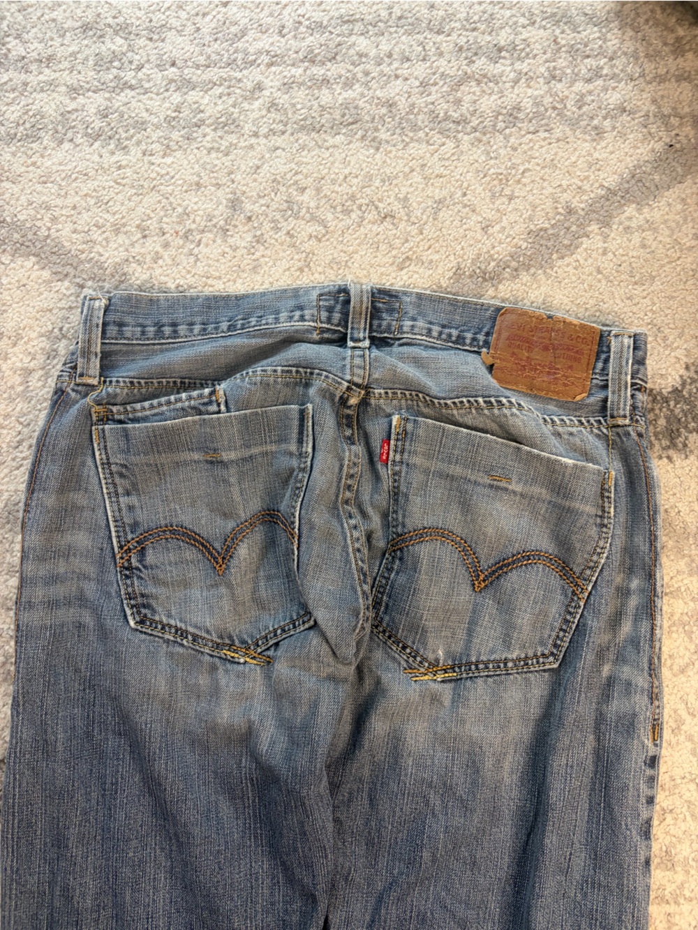 Levi’s 515 Slim Straight Women’s Jeans Size 36x32 Distressed Y2K Medium Wash - Picture 7 of 8